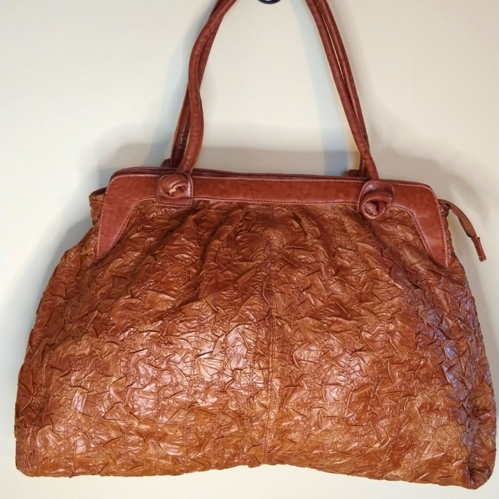 Brown shoulder bag
